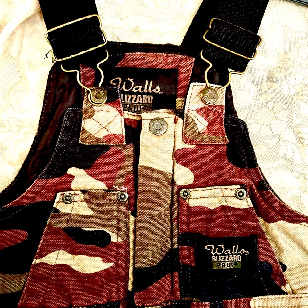 Kids Camo Insulated Overalls size 4/5